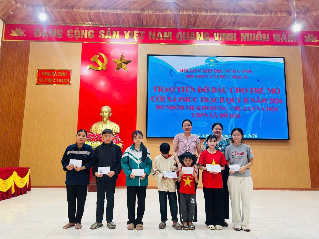 PHỤ NỮ XÃ PHÚC TRẠCH , LAN TỎA YÊU THƯƠNG – CHẮP CÁNH TƯƠNG LAI