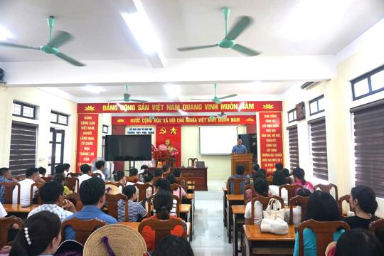  Lãnh đạo UBND xã Phúc Trạch, Tặng hoa chúc mừng,  Hội đồng coi thi tuyển sinh lớp 10 THPT năm học 2026 – 2027 