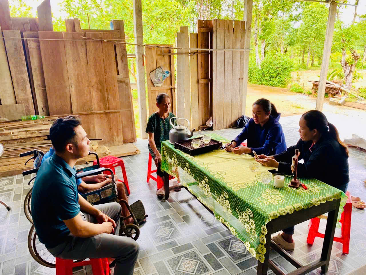Xã Phúc Trạch tiếp tục triển khai chiến dịch đưa kỹ năng số đến với người dân