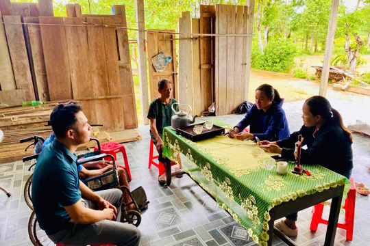 Xã Phúc Trạch tiếp tục triển khai chiến dịch đưa kỹ năng số đến với người dân