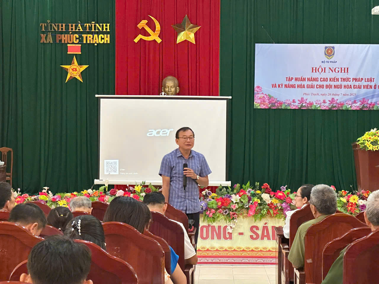 Bộ Tư pháp tổ chức Hội nghị tập huấn nâng cao kiến thức pháp luật và kỹ năng cho đội nghũ hòa giải viên cơ sở trên địa bàn xã Phúc Trạch 